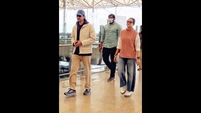 ఇవ్వాళ మహేశ్ బాబు - నమత్ర పెళ్లి రోజు.. రేర్ పిక్స్ షేర్ చేసిన స్టార్ కపుల్.. నమ్రతకు కాస్ట్లీ గిఫ్ట్?