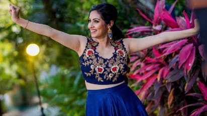 వనంలో వాలిన మమూరిలా ఆకర్షిస్తున్న సదా.. బ్యూటీఫుల్ లుక్ లో ‘జయం’ భామ మైమరిపించే పోజులు