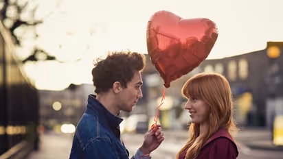 Valentine's Week 2025: Full List of Dates and Celebrations