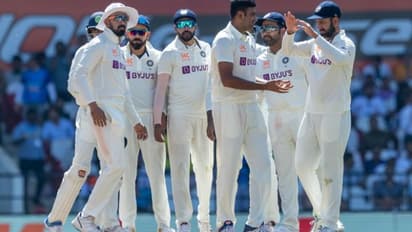 పతనం ప్రారంభం.. ఇప్పటికే సగం వికెట్లు కోల్పోయిన ఆసీస్.. ఇవాళే ముగిస్తారా..?  