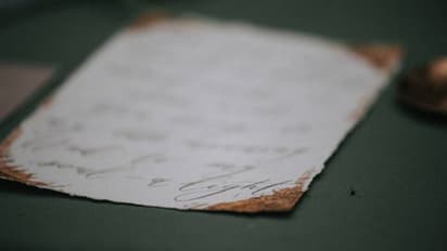 താമസിക്കുന്ന വീട്ടിൽ നിന്നും ഒരു പ്രേമലേഖനം കണ്ടെത്തി യുവാവ്, അയച്ച ആൾ... 