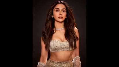 సోషల్ మీడియాపై రకుల్ అసహనం.. ప్రతి చిన్న దాన్ని పెద్దగా చేస్తున్నారంటూ ఫైర్