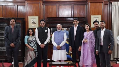 ಪ್ರಧಾನಿ ಮೋದಿ ಜತೆ ಭೋಜನಾಕೂಟದಲ್ಲಿ ಪಾಲ್ಗೊಂಡ ಕನ್ನಡದ ದಿಗ್ಗಜ ಕ್ರಿಕೆಟಿಗರು..!