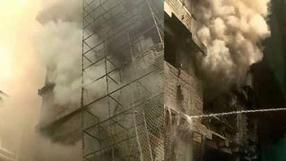 കോട്ടയം മെഡിക്കൽ കോളേജിൽ വൻ തീപിടുത്തം, രോഗികളെ ഒഴിപ്പിച്ചു, തീ നിയന്ത്രണവിധേയമായി