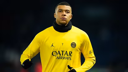 എംബാപ്പെ ഇല്ലാതെ പിഎസ്ജി പ്രീ സീസണ് മത്സരങ്ങള്ക്ക്! താരത്തെ ഈ വര്ഷം തന്നെ വിറ്റൊഴിവാക്കിയേക്കും