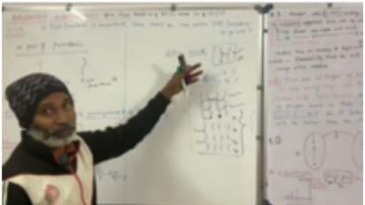 ഐഐടി ജോലി ഉപേക്ഷിച്ചു; കുട്ടികളെ 'നല്ല കണക്ക് പഠിപ്പിക്കാന്!