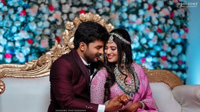 செய்திவாசிப்பாளர் கண்மணிக்கு பிரமாண்டமாக நடந்த வளைகாப்பு..! வைரலாகும் அழகிய ஜோடியின் புகைப்படம்.!