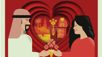 പ്രണയദിനത്തിൽ ചുവന്നുതുടുത്ത് 'അറബ് ന്യൂസ്', സൗദി അറേബ്യയും