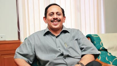 സിയാൽ ഓഹരി സ്ഥാപനത്തിന് പുറത്തുള്ളയാൾക്ക് നൽകിയെന്ന പരാതി: വി.ജെ കുര്യനെതിരായ അന്വേഷണം തടഞ്ഞ് ഹൈക്കോടതി 