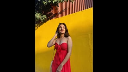 ఆ ప్లేస్ లో హాట్ టాటూతో కవ్విస్తున్న ఎస్తేర్ అనిల్, దృశ్యం పాపపై విరుచుకుపడుతున్న నెటిజన్లు..