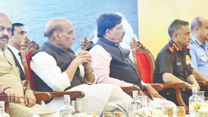 ದಾಖಲೆ ಬರೆದ ಏರೋ ಇಂಡಿಯಾ: ಅತೀ ದೊಡ್ಡ ರಕ್ಷಣಾ ಒಪ್ಪಂದಕ್ಕೆ ಸಹಿ