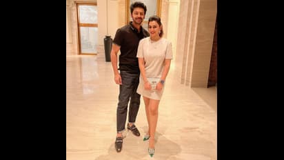 நடிகர் ஸ்ரீகாந்தின் மகளா இது? மளமளவென வளர்ந்து இளம் ஹீரோயின்களை ஓரம் கட்டும் அழகில் ஜொலிக்கும் போட்டோஸ்!