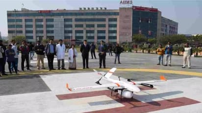 ഡ്രോൺ ഉപയോഗിച്ച് മരുന്ന് വിതരണം പരീക്ഷിച്ച് ഋഷികേശ് എയിംസ്, മരുന്ന് എത്തിച്ചത് അരമണിക്കൂറുകൊണ്ട്