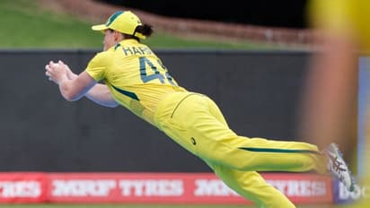 എന്തൊരു പറക്കല്! എഴുന്നേറ്റ് നിന്ന് കയ്യടിച്ചുപോകും; വണ്ടര് ക്യാച്ചുമായി ഓസീസ് താരം