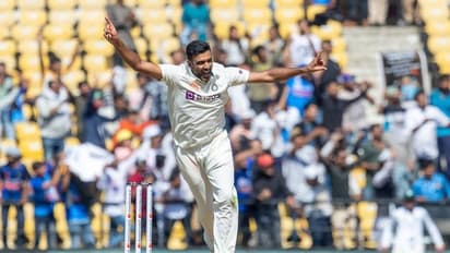 కుంబ్లే రికార్డుకు చేరువవుతున్న అశ్విన్..  బీజీటీలో మరో అరుదైన ఘనత.. 