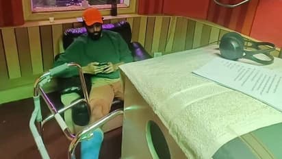 నటుడి కాలుకి గాయం.. నడవలేని స్థితిలోనూ ఏం చేశాడో తెలిస్తే వాహ్ అనాల్సిందే!