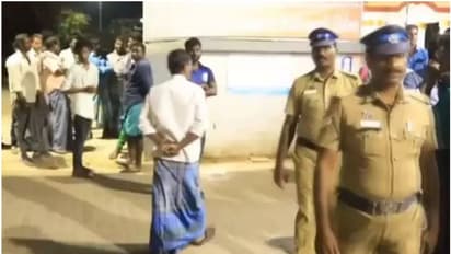 മീൻ പിടിക്കവെ കടൽക്കൊള്ളക്കാർ ആക്രമിച്ചു, അരിവാളിന് വെട്ടി, ബോട്ട് കൊള്ളയടിച്ചു; മത്സ്യതൊഴിലാളികൾ ആശുപത്രിയിൽ