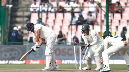 നാലു വിക്കറ്റ് നഷ്ടം; പ്രതീക്ഷ കോലിയില്‍, ഡല്‍ഹി ടെസ്റ്റില്‍ ഇന്ത്യയെ കറക്കിയിട്ട് നേഥന്‍ ലിയോണ്‍