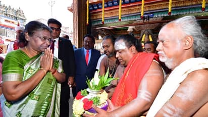 ‘மக்கள் நலனுக்காக வேண்டினேன்.!’ மதுரை மீனாட்சி தரிசனம் - குடியரசுத் தலைவர் திரௌபதி முர்மு குறிப்பு