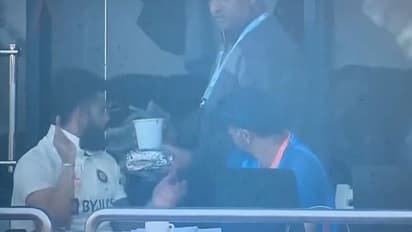 ದಿಲ್ಲಿ ವಾಲಾನ ಚೋಲೆ ಬಟುರೆ ಪ್ರೀತಿ, ಕ್ಯಾಮೆರದಲ್ಲಿ ಸೆರೆಯಾಯ್ತು ಕೊಹ್ಲಿ ರಿಯಾಕ್ಷನ್!