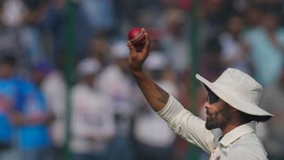 నీ బౌలింగ్‌లో స్వీప్ ఆడితేనే వికెట్లను కాపాడుకోగలరా? జడేజాకు మంజ్రేకర్ సూటి ప్రశ్న.. సూపర్ ఆన్సర్ ఇచ్చిన జడ్డూ