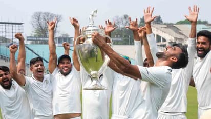 ബംഗാളിനെ എറിഞ്ഞിട്ട് ഉനദ്‌കട്ട്; സൗരാഷ്‌ട്രക്ക് രഞ്ജി ട്രോഫി കിരീടം 
