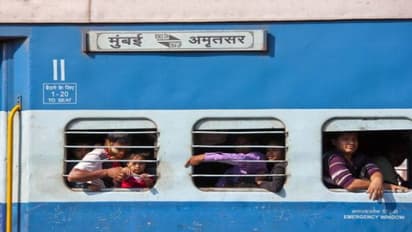 அடேங்கப்பா!! ஒரு ரயிலை உருவாக்க இத்தனை கோடி செலவாகுதா!! பலரும் அறியாத சுவாரசியமான தகவல்!! 