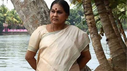 മലയാളികളുടെ കണ്ണുനിറച്ച് ഫെബ്രുവരി 22, ഓര്‍മകളില്‍ കെപിഎസി ലളിത