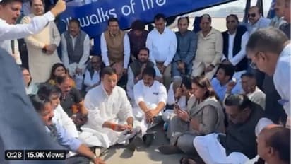 ವಿಮಾನದಿಂದ ಇಳಿಸಿ ಕೈ ನಾಯಕ ಪವನ್ ಖೇರಾ ಬಂಧನ: ಕಾಂಗ್ರೆಸ್ನಿಂದ ಏರ್ಪೋರ್ಟ್ನಲ್ಲೇ ಪ್ರತಿಭಟನೆ