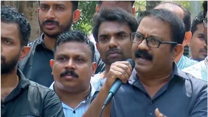 നേതാക്കളുടെ മക്കളും പേരക്കുട്ടികളും സേഫാണ്, തെരുവിൽ ചത്ത് തുലയുന്നത് പാവങ്ങളുടെ മക്കളാണ്: പിണറായിക്കെതിരെ ഷാജി