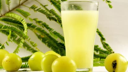  നെല്ലിക്ക ജ്യൂസ് കഴിച്ചാൽ കിട്ടുന്ന ആരോ​ഗ്യ​ഗുണങ്ങളിതാ...