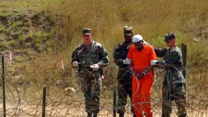 20 വര്ഷം ഗ്വാണ്ടനാമോ ജയിലില് കിടന്ന രണ്ട് പാക് തടവുകാരെ കൂടി സ്വതന്ത്രരാക്കി; ഒരു കുറ്റവും ചാര്ത്താതെ