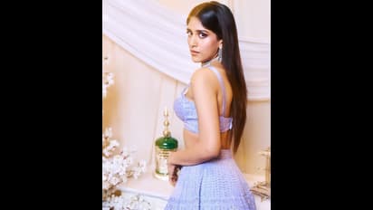 లెహంగా వోణీలో తెలుగు బ్యూటీ అదిరేటి ఒంపుసొంపులు..  ‘కలర్ ఫొటో’ హీరోయిన్ పోజులకు మైకమే!