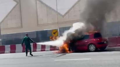 യുഎഇയില് രണ്ടിടങ്ങളില് തീപിടുത്തം; കടകളും കാറും കത്തിനശിച്ചു