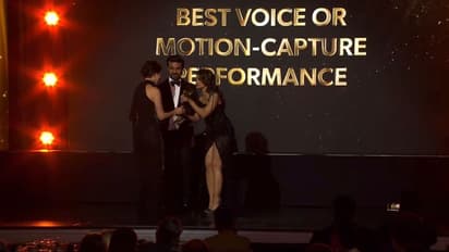 HCA Awards RRR Movie: சிறந்த பாடல், சிறந்த ஆக்‌ஷன் படம் என்று ஏராளமான விருதுகளை தட்டிச் சென்ற ஆர்ஆர்ஆர் மூவி!