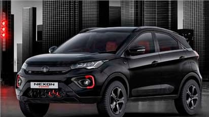 ചുവപ്പിനെ മയക്കും മജീഷ്യൻ കറുപ്പ്; നിറങ്ങള് സമാസമം ചാലിച്ച ടാറ്റയുടെ ആ മാജിക്ക് ഈ ജനപ്രിയനിലും!