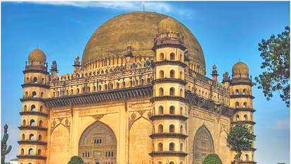 ವಿಜಯಪುರವನ್ನೇ ತನ್ನದಾಗಿಸಿಕೊಳ್ಳಲು ಪ್ಲ್ಯಾನ್: ಸ್ಮಾರಕಗಳೆಲ್ಲವೂ ವಕ್ಫ್ ಪಾಲು?