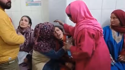 Kashmiri Pandit shot dead in South Kashmir's Pulwama