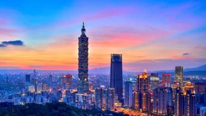 തങ്ങളുടെ രാജ്യം സന്ദർശിക്കുന്ന വിനോദസഞ്ചാരികൾക്ക് 13000 രൂപ നൽകുമെന്ന് തായ്വാൻ