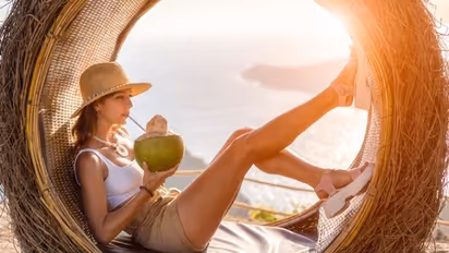 Coconut Water : கோடைக் காலம் வரப்போகிறது- இளநீர் பற்றி தெரிந்துகொள்வோமா..??