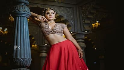 ಸಿಕ್ಕಾಪಟ್ಟೆ ವೈರಲ್ ಆಗ್ತಿದೆ Mrs. ರಾಮಾಚಾರಿ ಚಾರು ಫೋಟೋ ಶೂಟ್ 