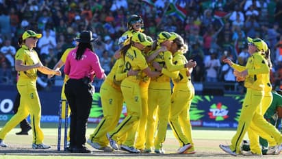 సఫారీల మీద కంగారూ బౌలర్ల సవారి.. దక్షిణాఫ్రికాకు భారీ షాక్.. ఉమెన్స్ టీ20 వరల్డ్ కప్ ఆసీస్‌దే.. 