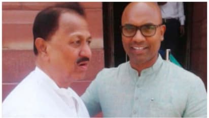 సీనియర్ నేత డీ శ్రీనివాస్‌కు తీవ్ర అస్వస్థత.. కార్యక్రమాలు రద్దు చేసుకున్న ఎంపీ అరవింద్