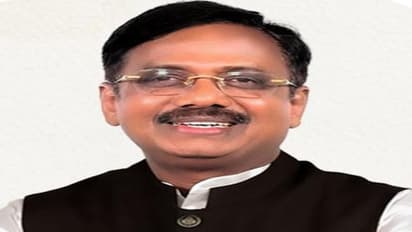 ఢిల్లీ లిక్కర్ స్కామ్లో ఎమ్మెల్సీ కవిత అరెస్ట్ అవుతారు.. బీజేపీ నేత వివేక్ సంచలన కామెంట్స్