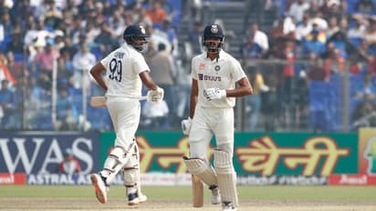 மேத்யூ குன்மேன் சுழலில் சிக்கிய இந்தியா 109க்கு ஆல் அவுட்! அக்ஷர், அஸ்வின் என்று யாராலயும் காப்பாத்த முடியல!