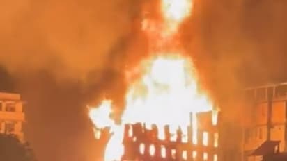 నాగాలాండ్ లోని అతిపెద్ద మార్కెట్ లో భారీ అగ్నిప్ర‌మాదం.. 200లకు పైగా షాపులు దగ్ధం