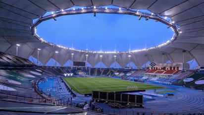 കേരളമില്ലെങ്കിലും ആവേശത്തിന് കുറവില്ല; സന്തോഷ് ട്രോഫി സെമി പോരാട്ടങ്ങള്ക്ക് നാളെ റിയാദിൽ തുടക്കം