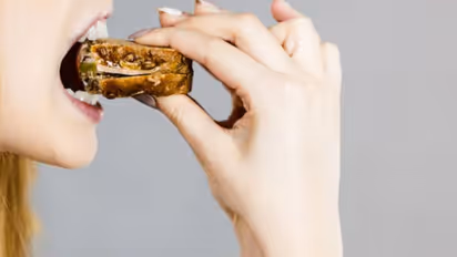 വണ്ണം കുറയ്ക്കാന് പരീക്ഷിക്കാം ഈ അഞ്ച് 'സിംപിള്' ടിപ്പുകള്...