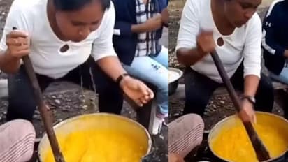 ಛೀ..ಇದೆಂಥಾ ಅಸಹ್ಯ..ಉಗುಳಿ ಆಹಾರ ತಯಾರಿಸ್ತಾಳೆ ಮಹಿಳೆ, ವೀಡಿಯೋ ವೈರಲ್