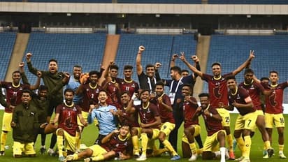 ಇತಿಹಾಸ ನಿರ್ಮಿಸಿದ ಕರ್ನಾಟಕ, ಐದು ದಶಕಗಳ ಬಳಿಕ ಸಂತೋಷ್ ಟ್ರೋಫಿ ಫೈನಲ್ಗೆ ಲಗ್ಗೆ!